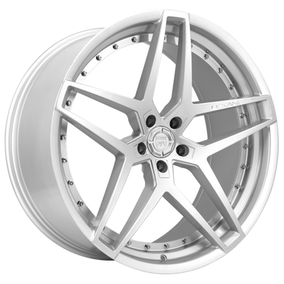 เว้า Monoblock Lexani Spike Lexani Forged Wheels Chrome Rivets
