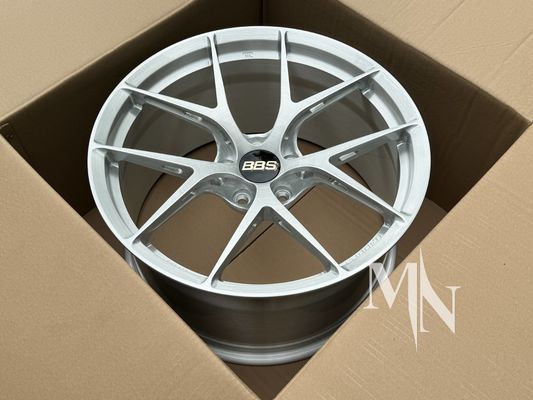 ล้อ BBS FI R สีเงินปัดเงา