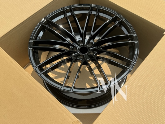 วงล้อปั้นตามสั่งสําหรับ Audi ABT RSQ8 HR22 HR23