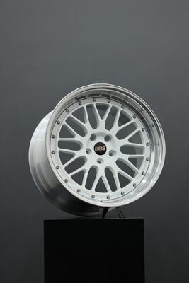 BBS LM Gloss White สําหรับ Toyota A90 A91 GR Supra